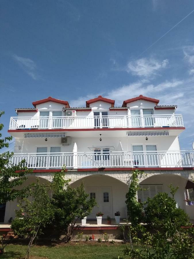 Ferienwohnung Apartmant Sucic Kaštela Exterior foto