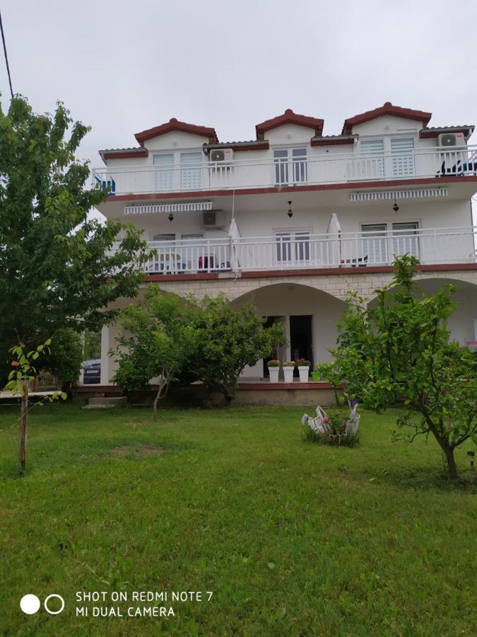 Ferienwohnung Apartmant Sucic Kaštela Exterior foto